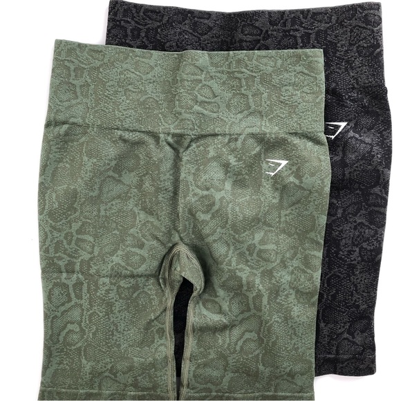 Gymshark Pants - Gymshark M Adapt Animal Seamless Cycling Shorts Set